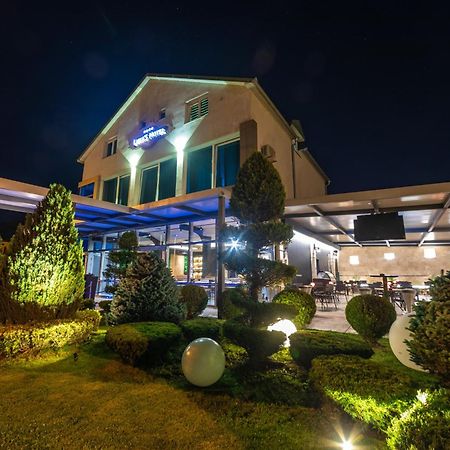 Hotel Luka'S Berane Exterior foto